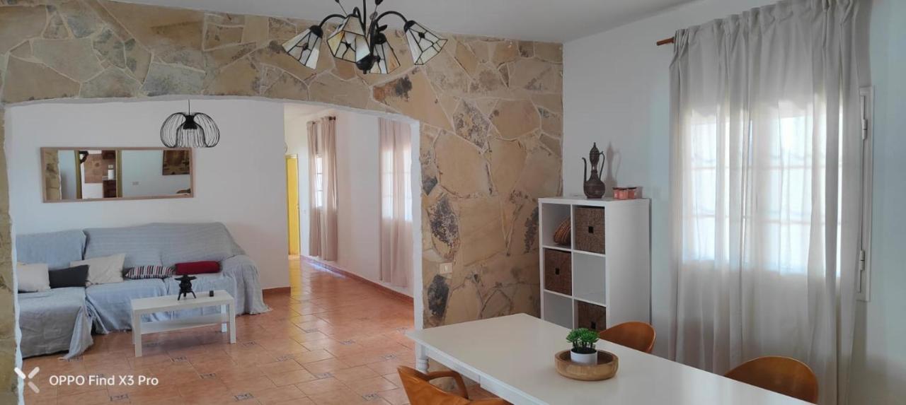 4 Family Home With Pool, Fuerteventura-Gran Tarajal Juan Gopar Exterior foto